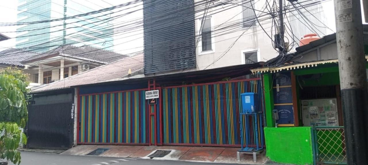 Spot On 90538 Wisma Dewi Syariah Jakarta Exterior photo