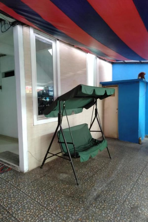 Spot On 90538 Wisma Dewi Syariah Jakarta Exterior photo